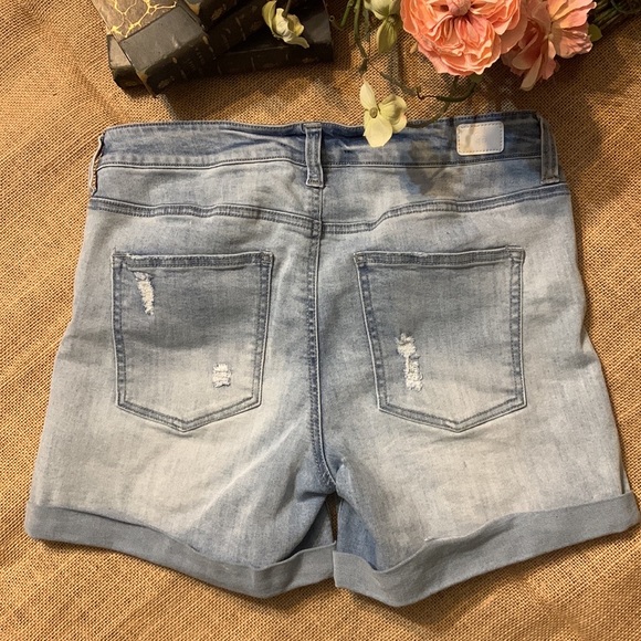 Celebrity pink high-rise light wash distressed mom shorts - Picture 6 of 8
